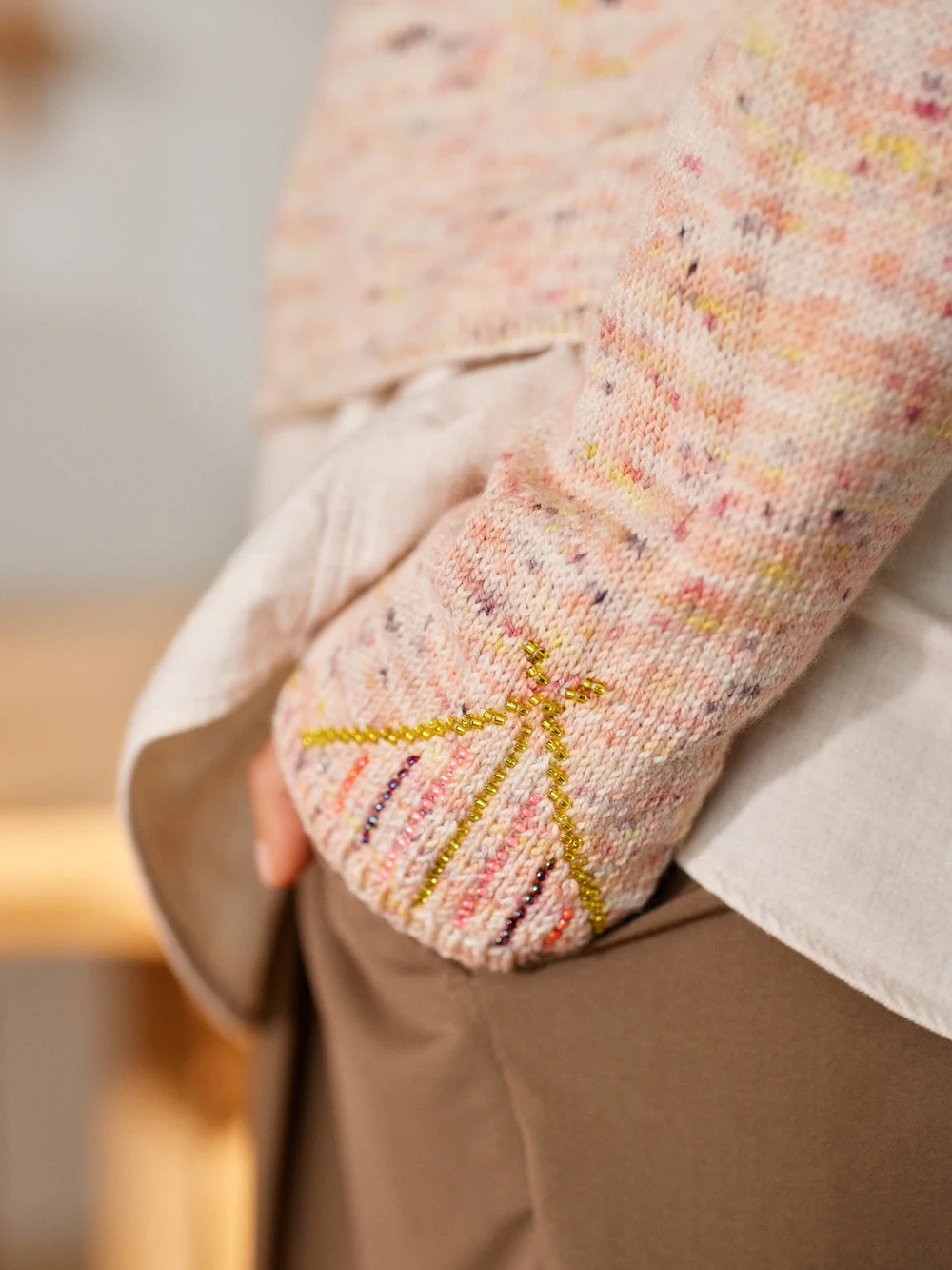 Beaded Colourwork: A Modern Approach to Knitting with Beads (2nd Quality) - Image 7