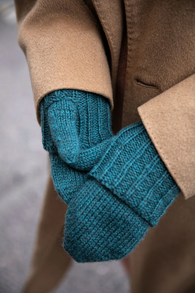 Everyday Knits: Easy Wardrobe Essentials - Image 17