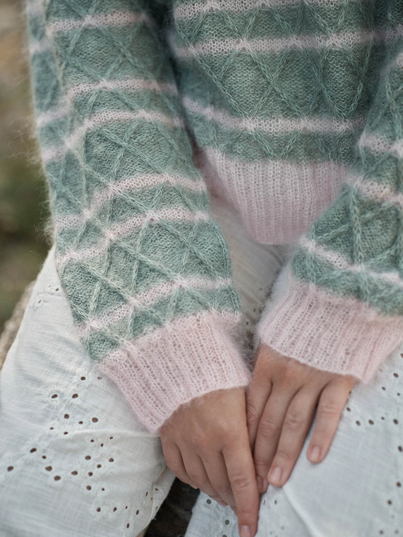Laine Magazine Issue 28 (2nd Quality) - Image 12
