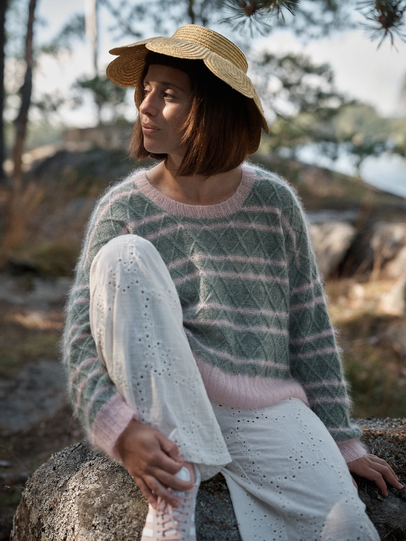 Laine Magazine Issue 28 (2nd Quality) - Image 4