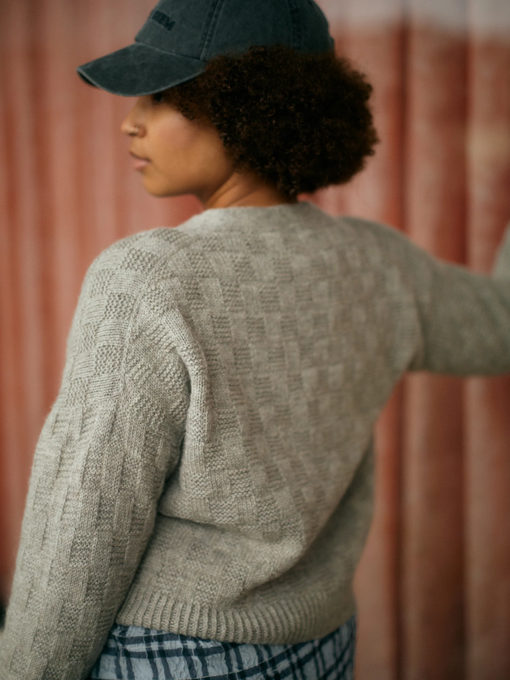 My City, My Stitches: 15 relaxed knits (2nd Quality) - Image 9